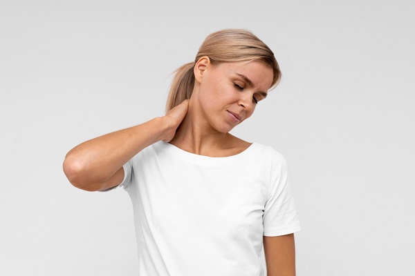 Follow These Ayurvedic Remedies To Treat Cervical Pain